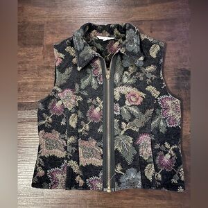 Cabi  women Medium vest